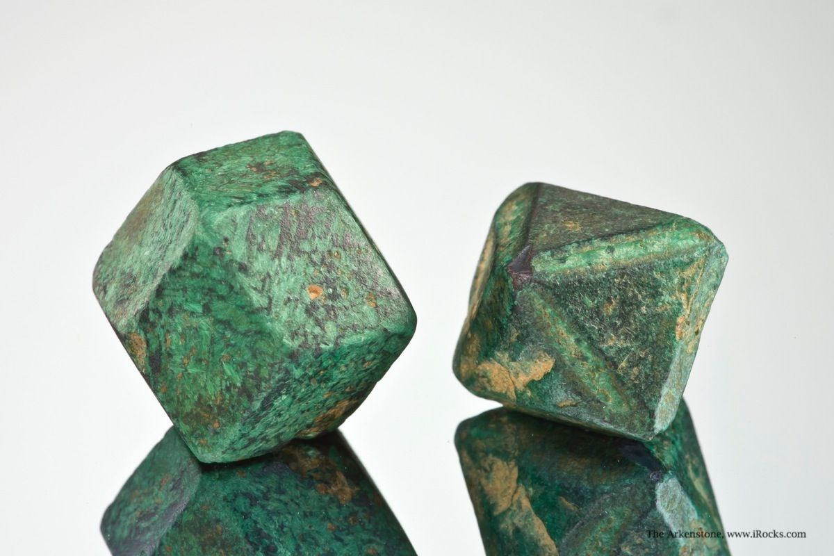 cuprite crystals partially pseudomorphed into malachite - France