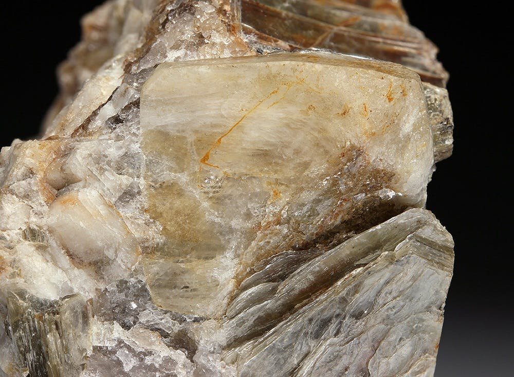 hurlbutite - crystal on matrix, New Hampshire