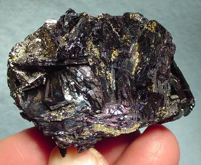 covellite and chalcopyrite