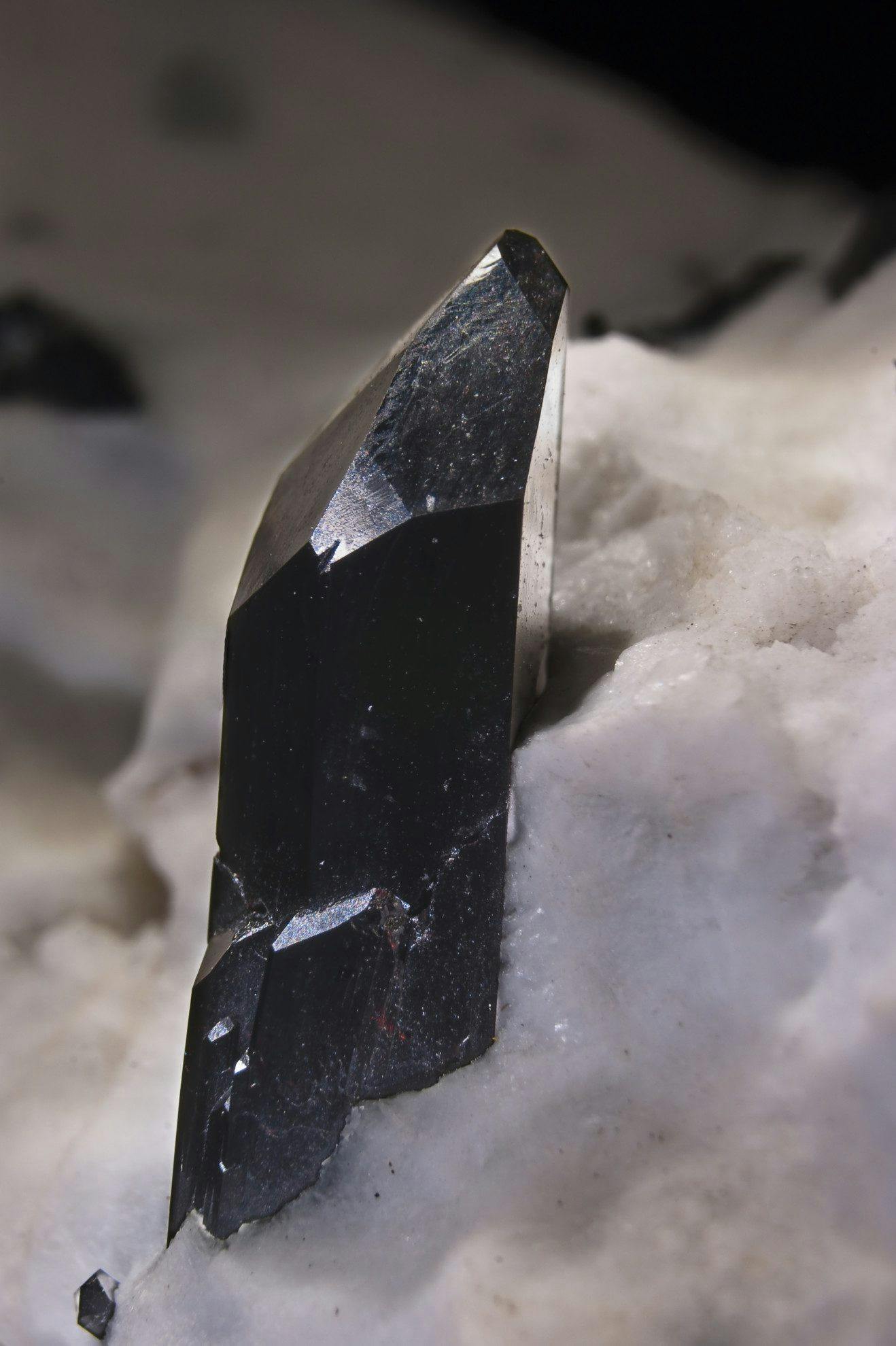 Neptunite Value, Price, and Jewelry Information