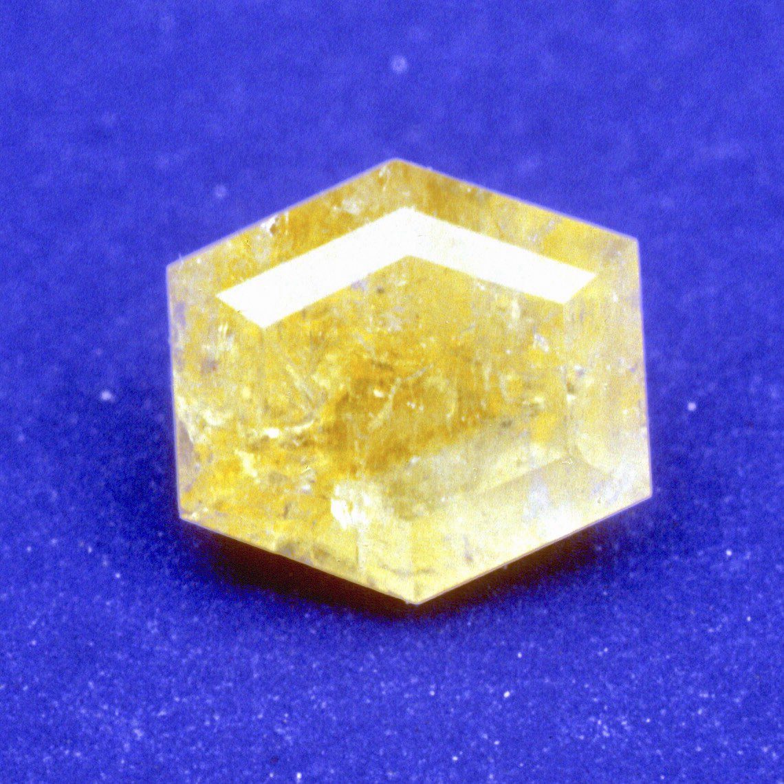 faceted weloganite