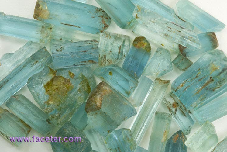 gemstones that make money - aquamarine, Nigeria