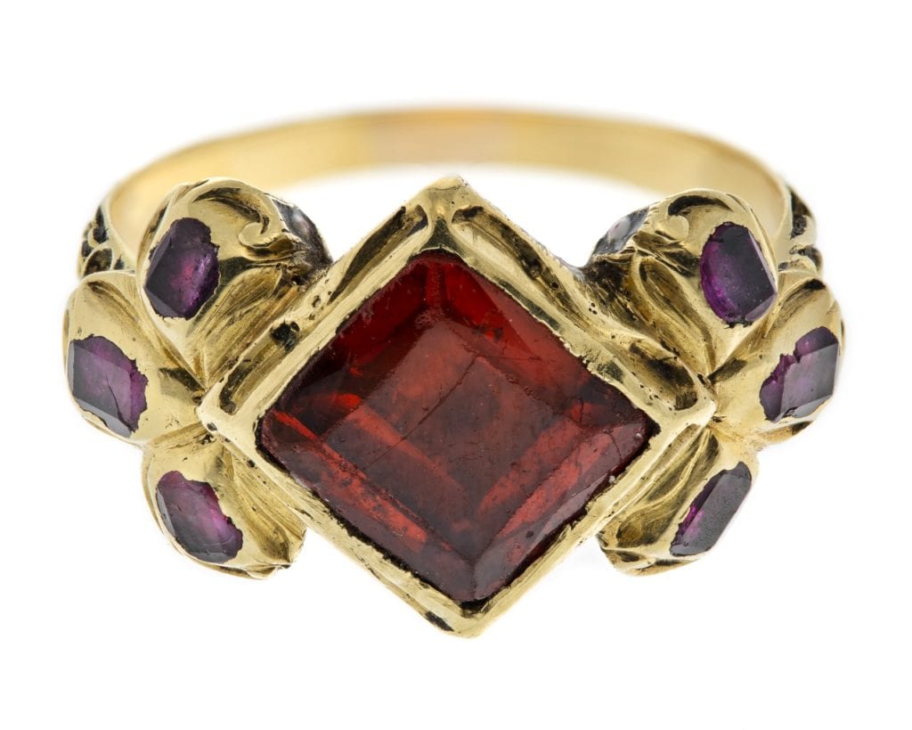 almandine garnet ring - 19th century German