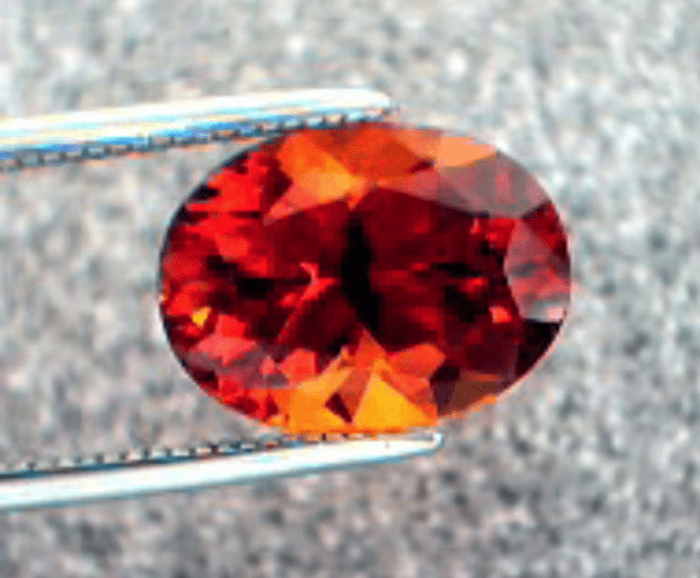 Oval Hessonite - Madagascar