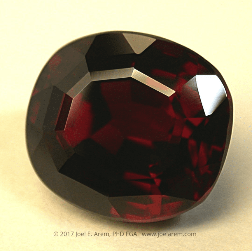 cushion-cut spessartite - Brazil