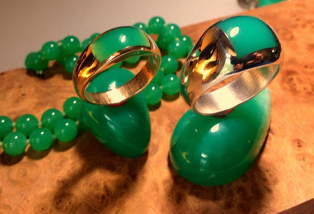 Does Chrysoprase Jewelry Fade?