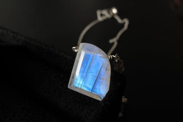 faceted rainbow moonstone