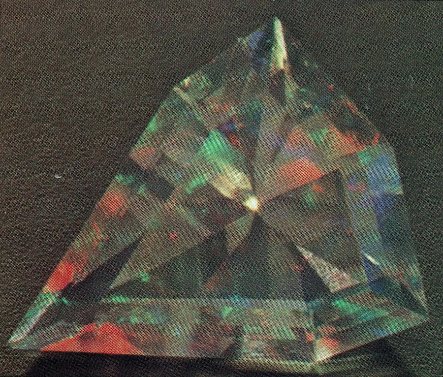 Contraluz opal, front illumination - opal gems