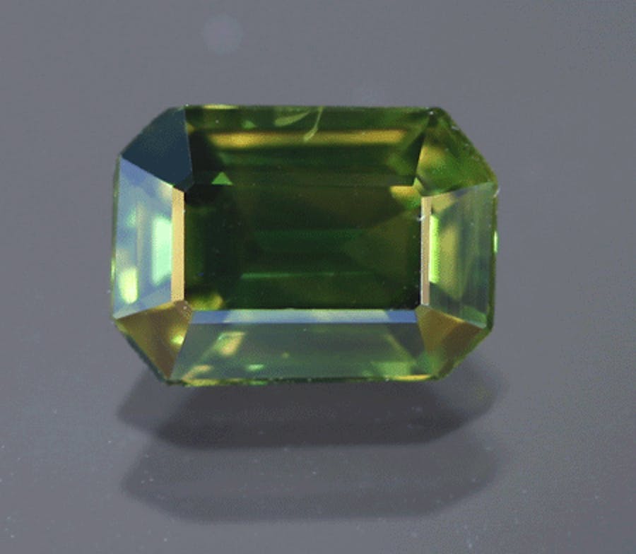 sapphire buying - green sapphire, Sri Lanka