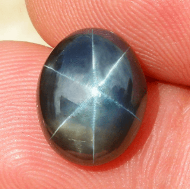 sapphire buying - star stone, Thailand