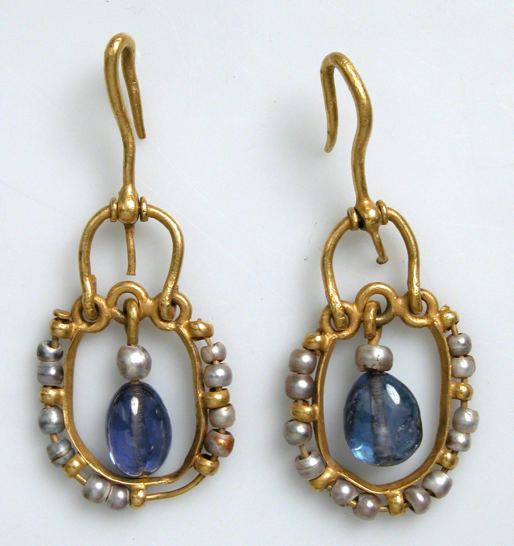 gold, pearl, and sapphire earrings - Byzantine Empire