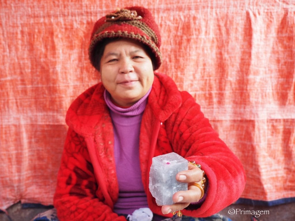 spinel crystal in marble - Mogok market