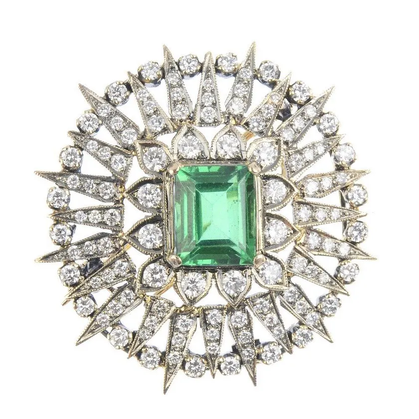 brooch with green synthetic spinel triplet