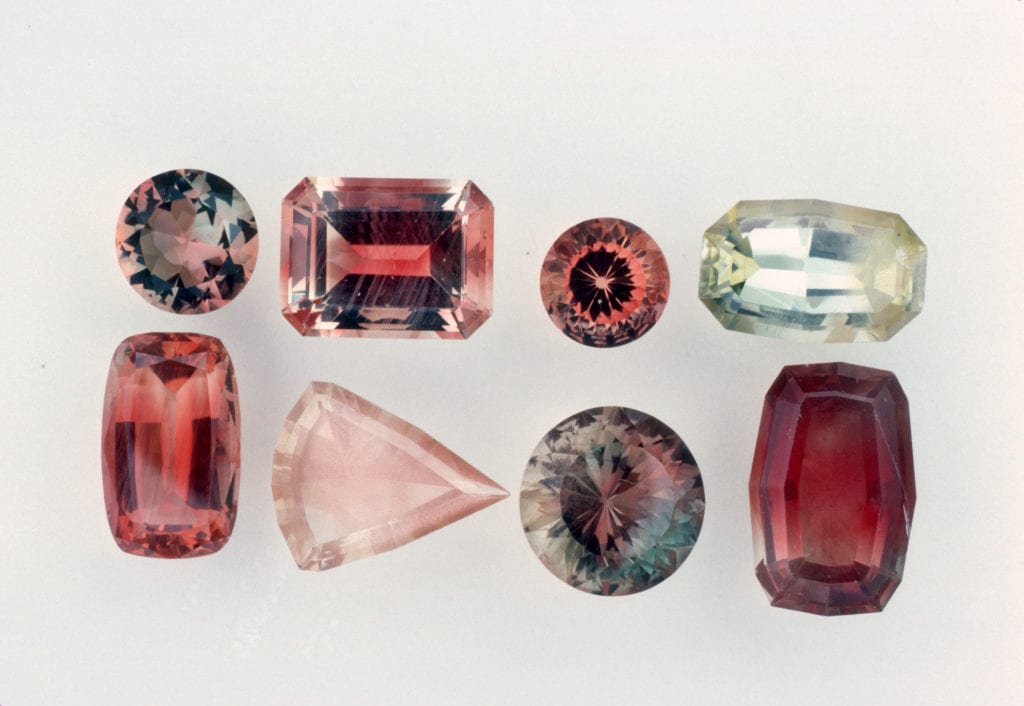 Oregon sunstone colors