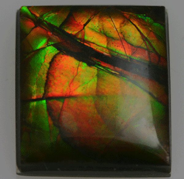 Opticon stabilized cabochon