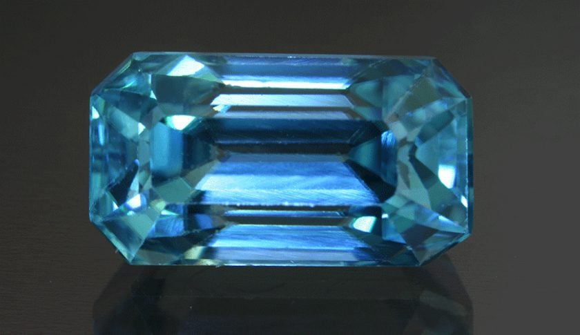 blue zircon - gemstone radiation