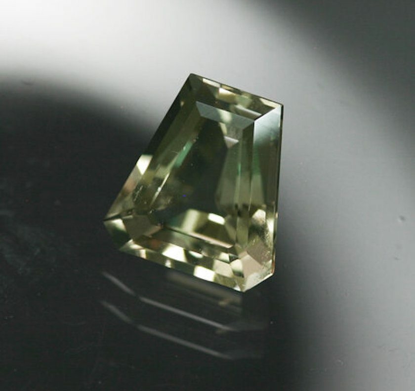 2.19 ct. Burmese Petalite - PetaliteI