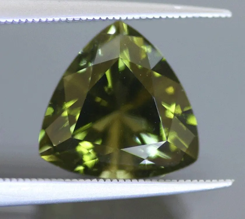 Verdelite (Green Tourmaline) Buying Guide