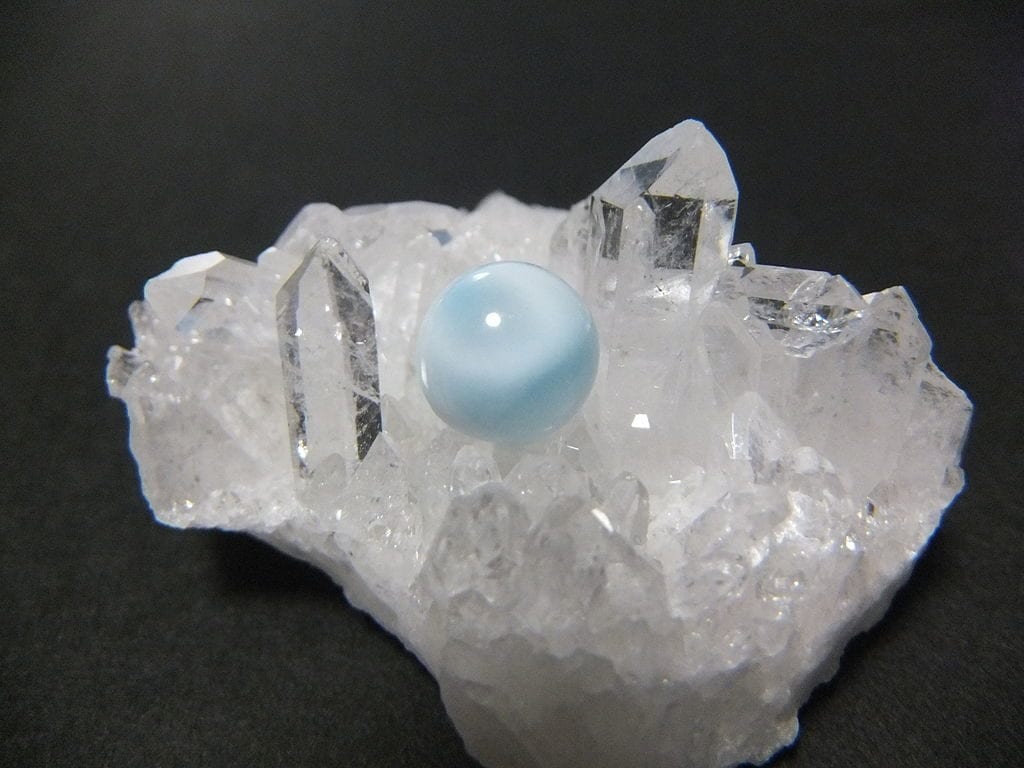 cat's eye Larimar cabochon