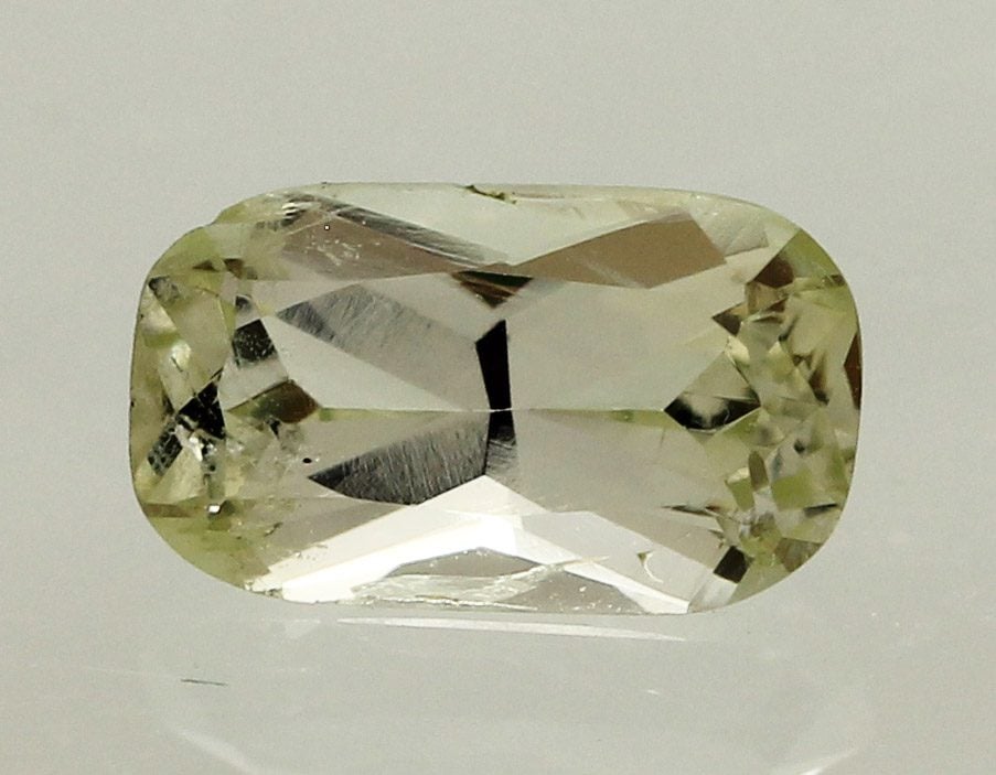 cushion-cut londonite - Madagascar