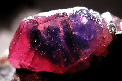 ruby with sapphire gradations - gemstone visual examination