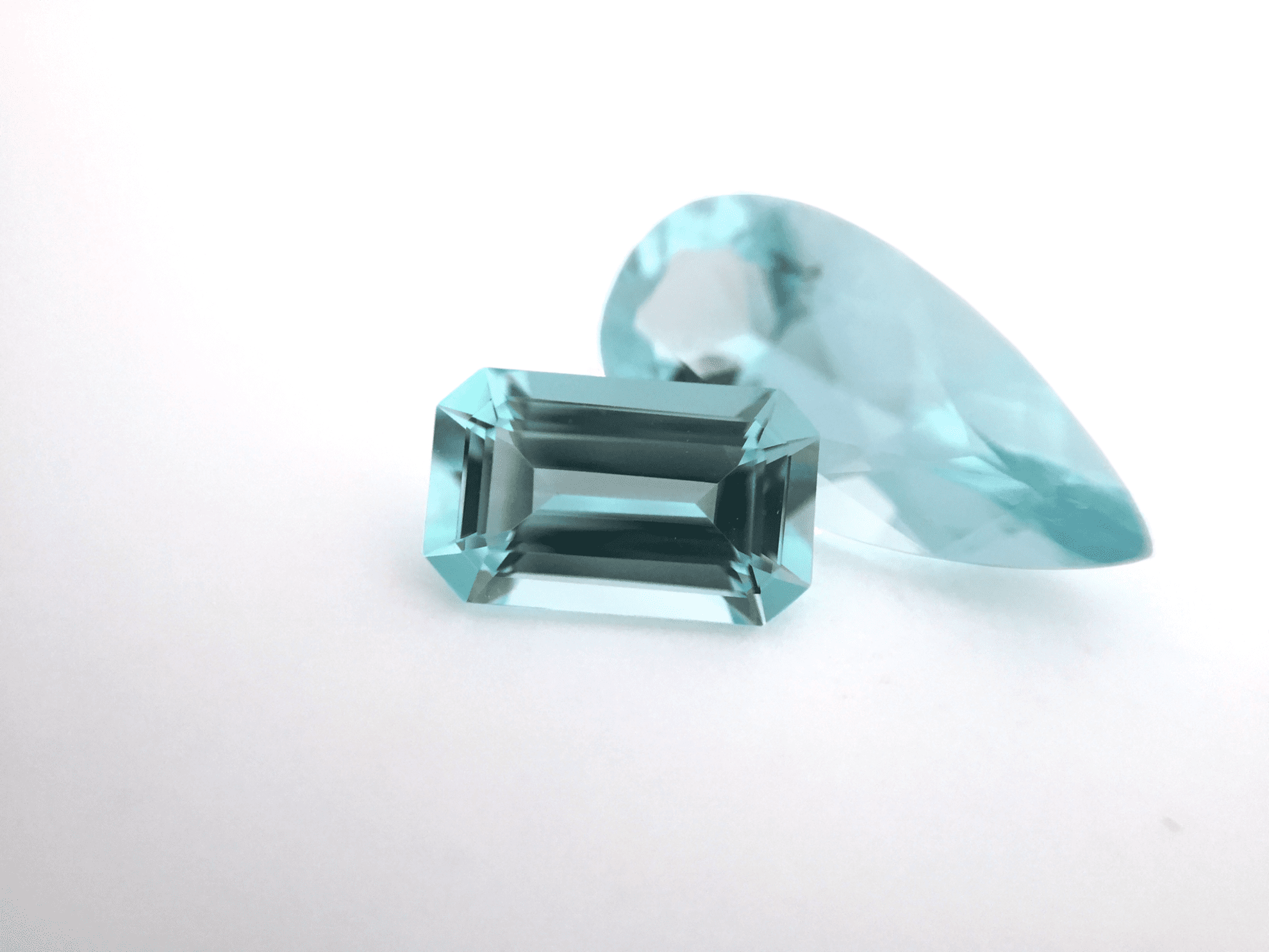 untreated natural aquamarine - aquamarine buying guide