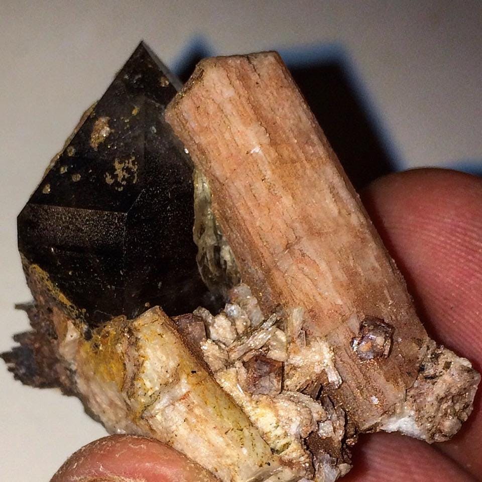 Colorado gemstones - Smoky quartz and feldspar