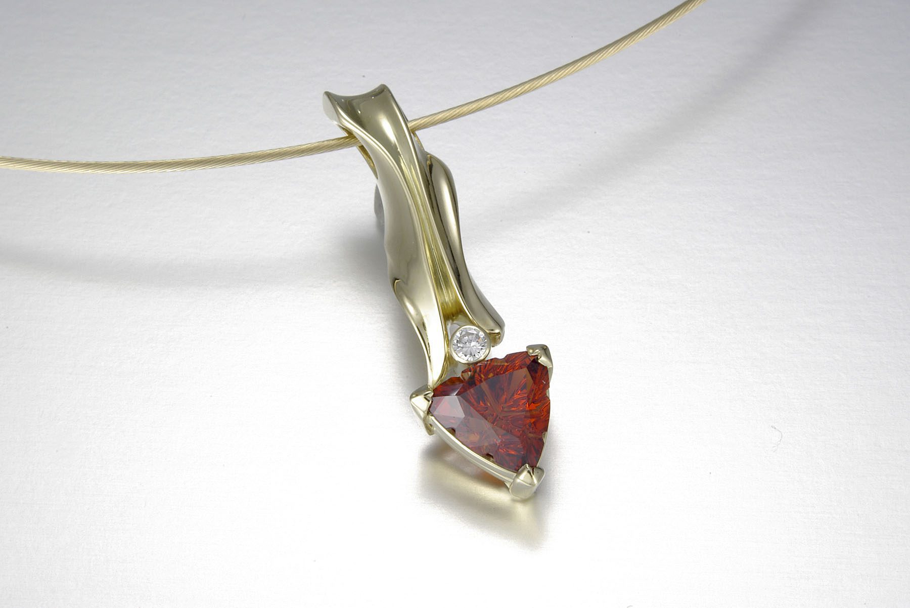 garnet buying - spessartite pendant