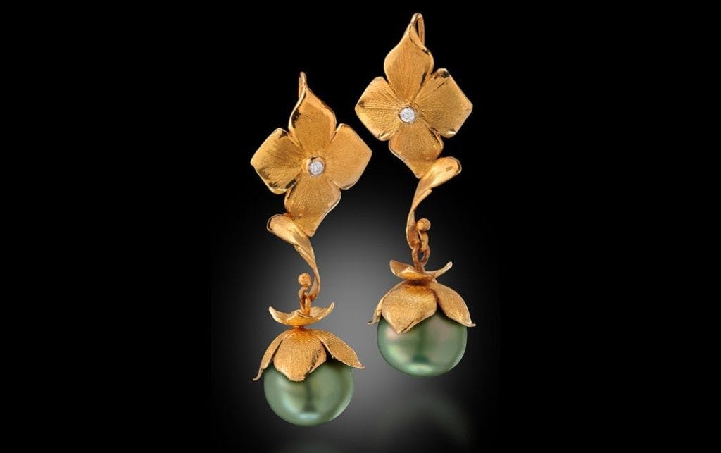 Pearl - Green Fiji Earrings