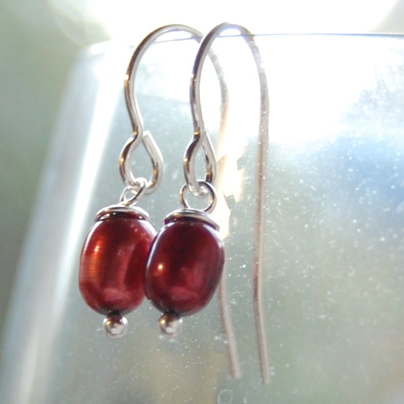 Red dyed pearls
