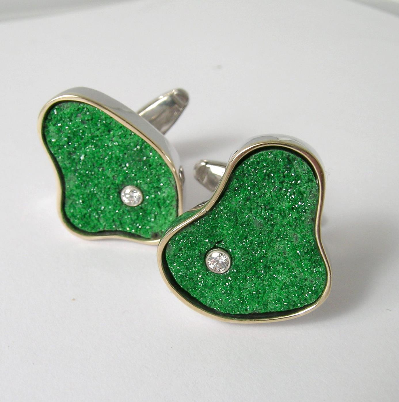 garnet buying - uvarovite cufflinks