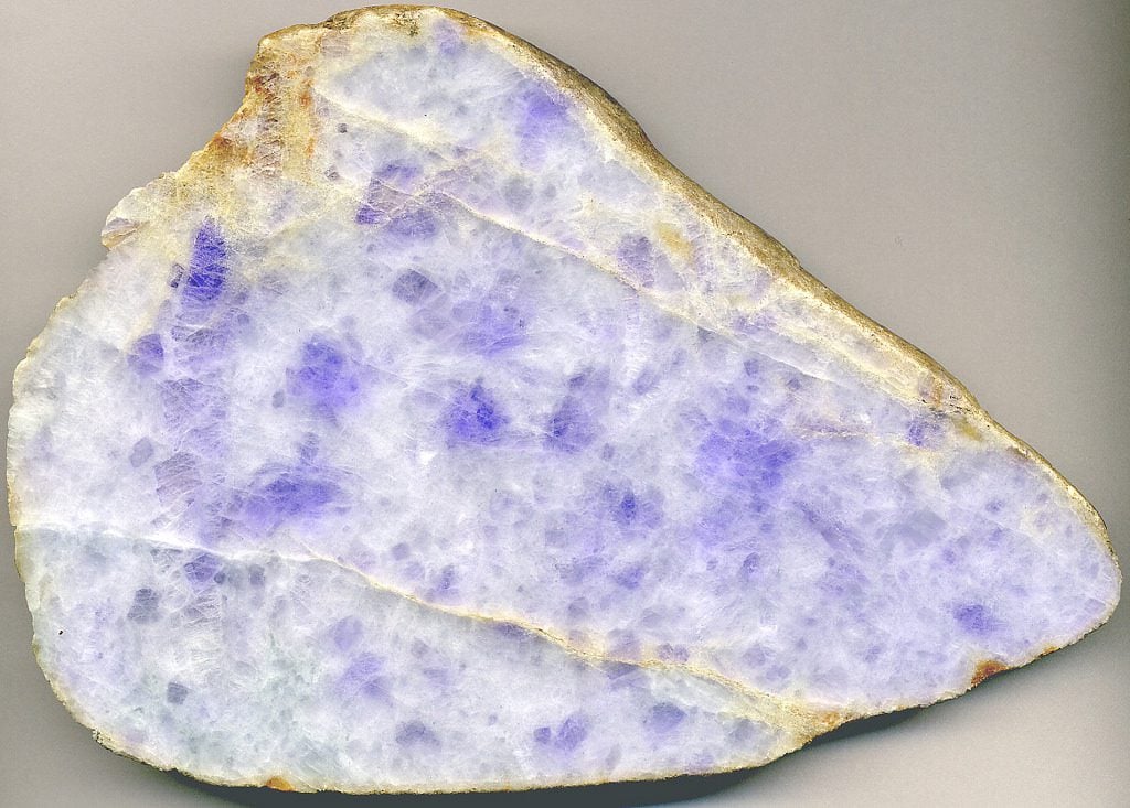 jade buying - coarse texture