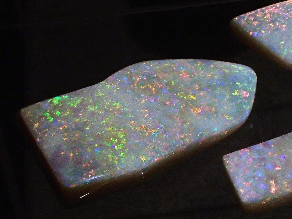 Coober Pedy opals - Denver Museum of Nature and Science