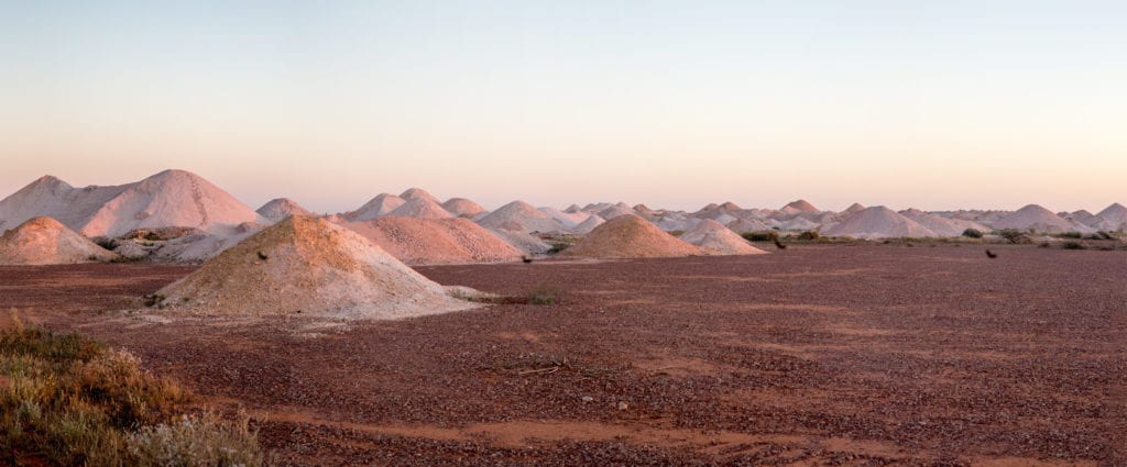 Coober Pedy - dirt mounds