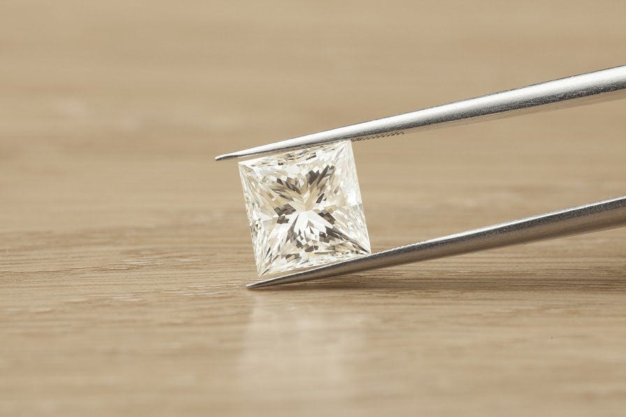 fancy gem cuts - loose princess-cut diamond