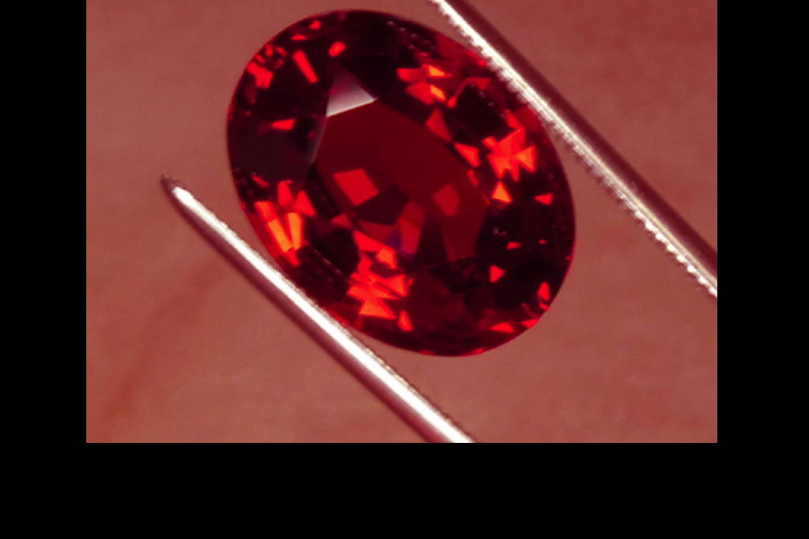 oval-cut spessartine - garnet engagement ring stones