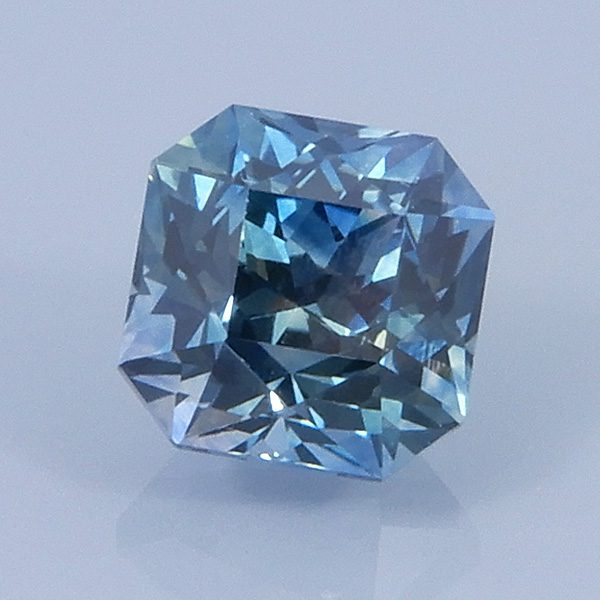 Finished version of Square Brilliant Cut Sapphire