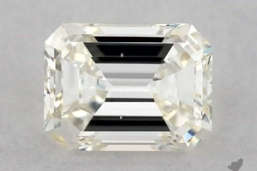 emerald & asscher cut diamonds - L/W 1.30