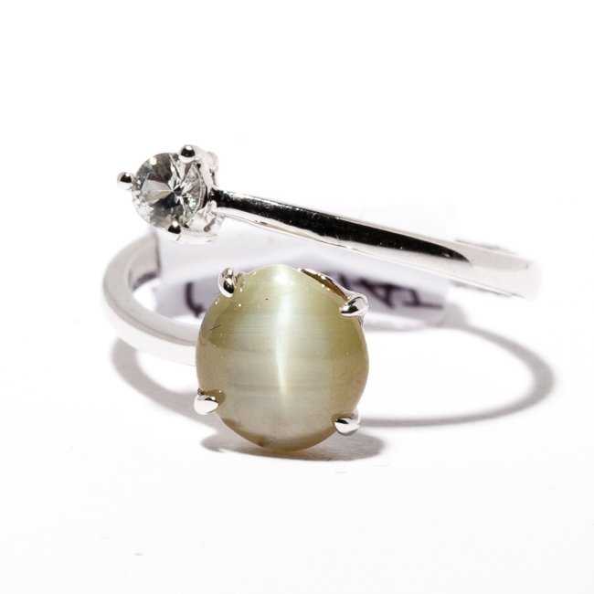 cat's eye chrysoberyl ring - expensive engagement ring stones