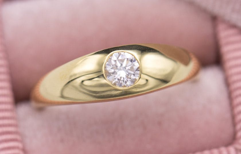 flush-set diamond - engagement ring setting