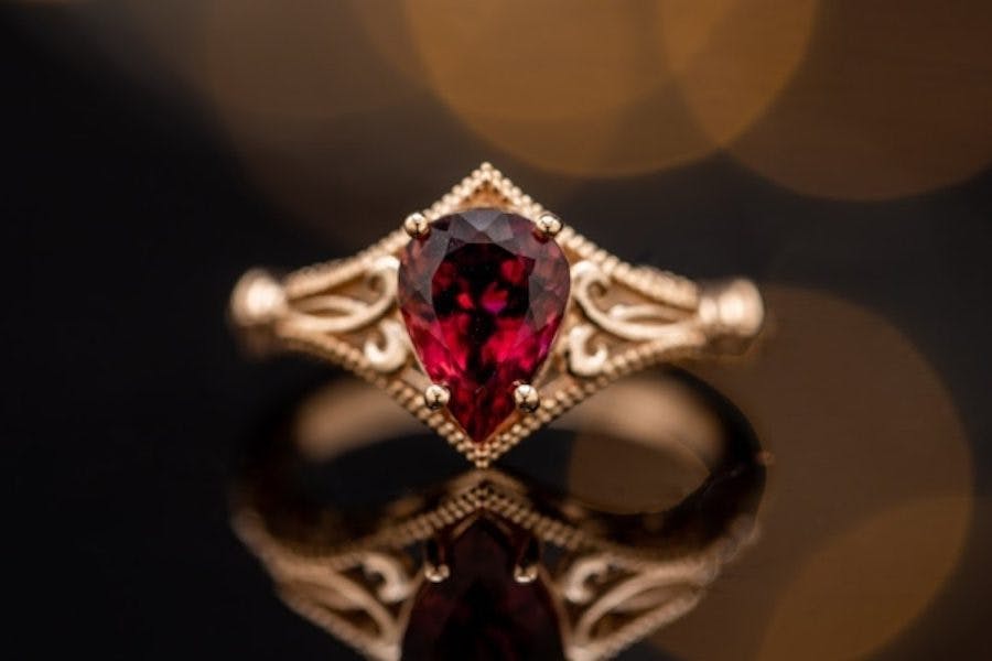 Edwardian style - engagement ring setting