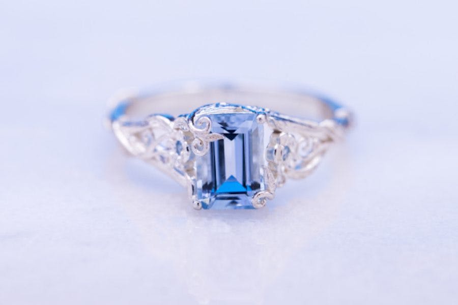 aquamarine in nature-inspired setting - engagement ring setting