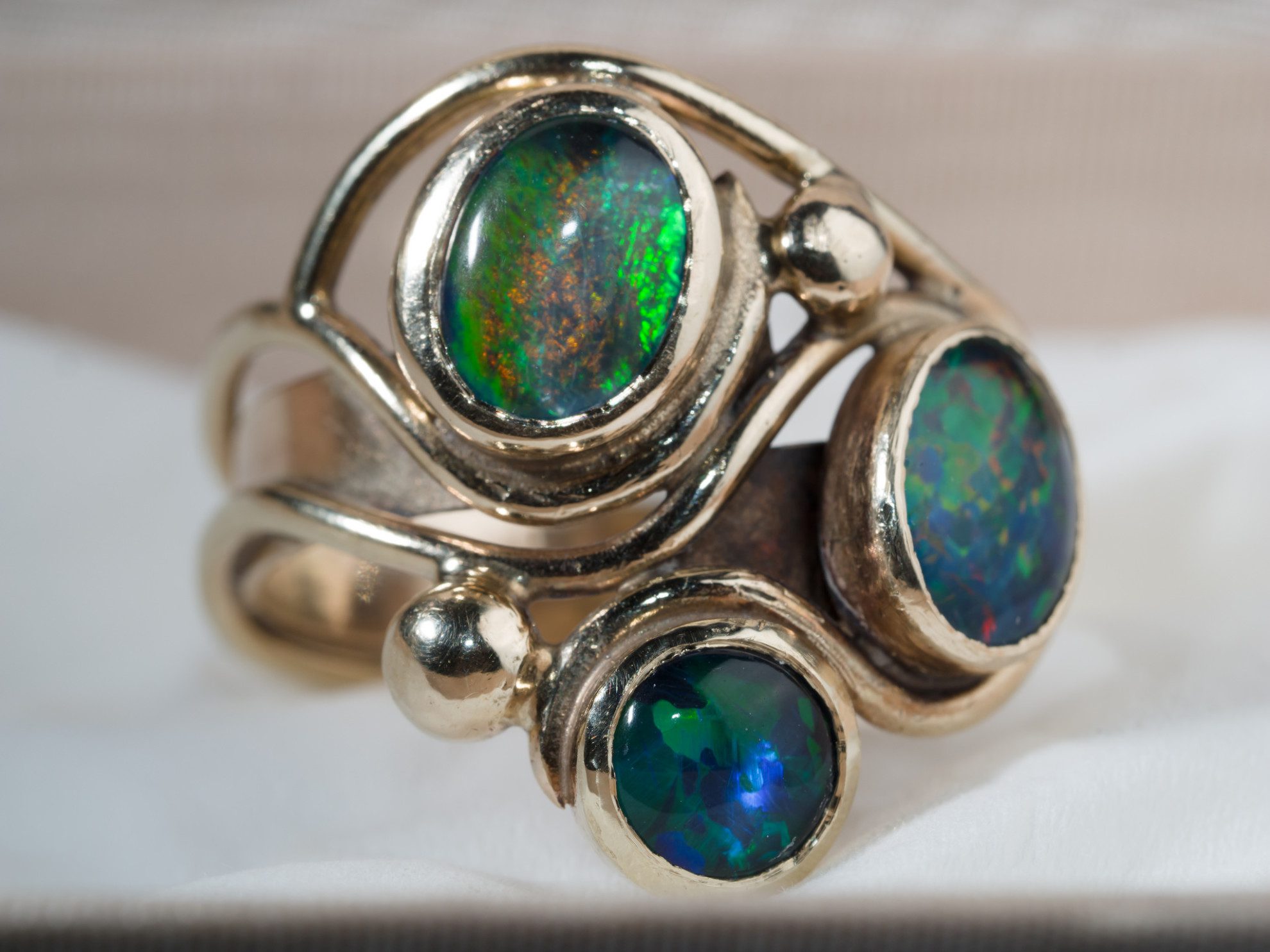 three-opal ring - opal patterns