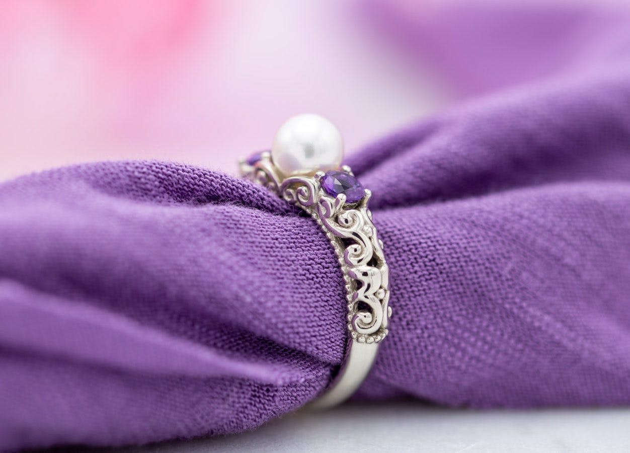 akoya engagement ring - pearl treatments