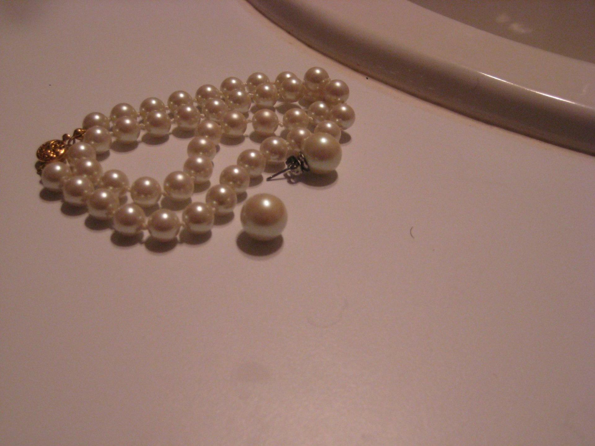akoya luster - appraising pearls