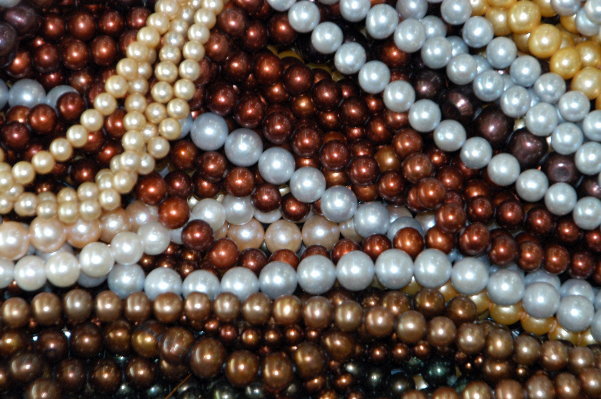 dyed pearls - appraising pearls