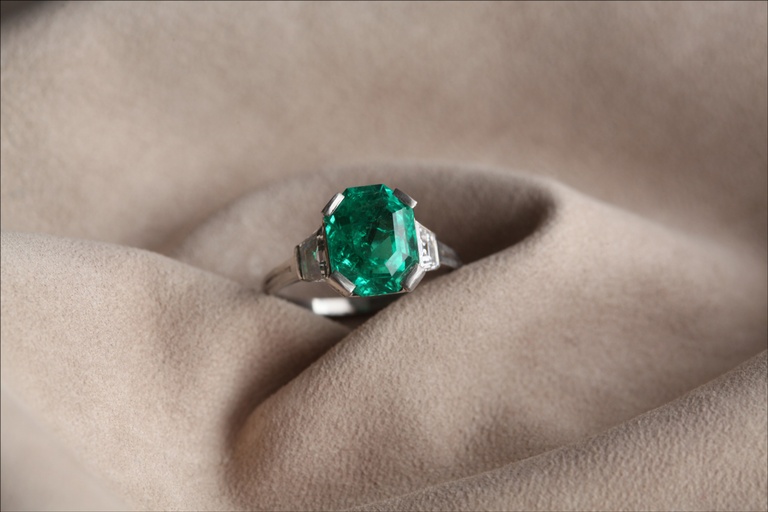 tiffany emerald ring