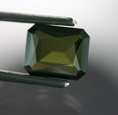 ekanite gemstone