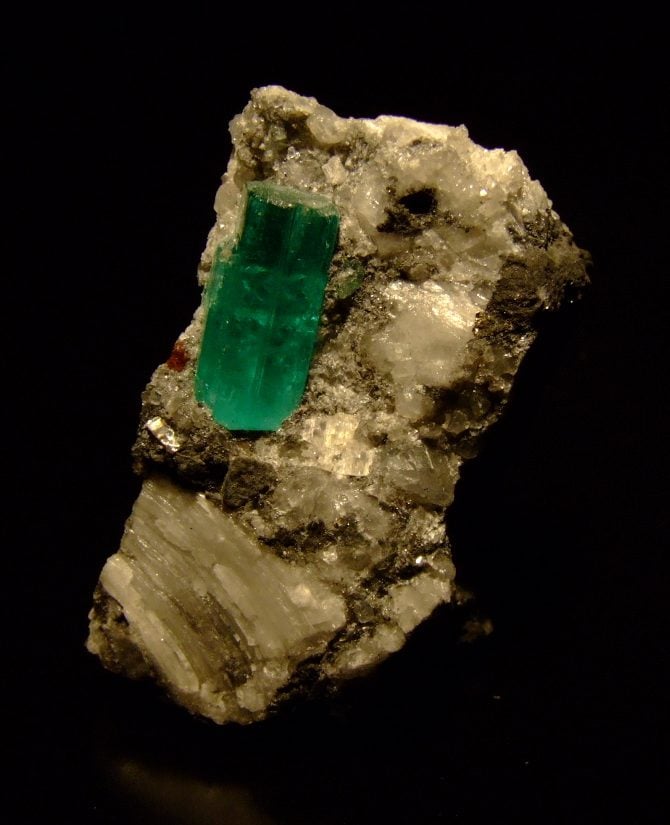Muzo emerald