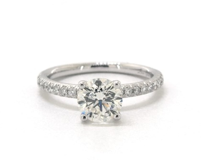 si1 engagement ring